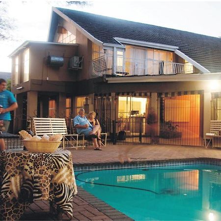 Rustenburg Guesthouse מראה חיצוני תמונה