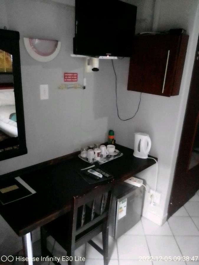 Rustenburg Guesthouse מראה חיצוני תמונה