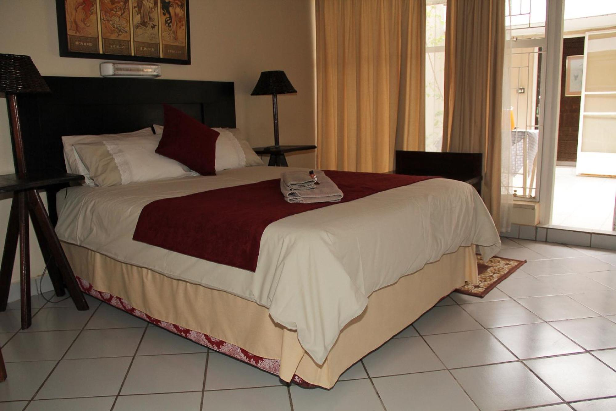 Rustenburg Guesthouse מראה חיצוני תמונה